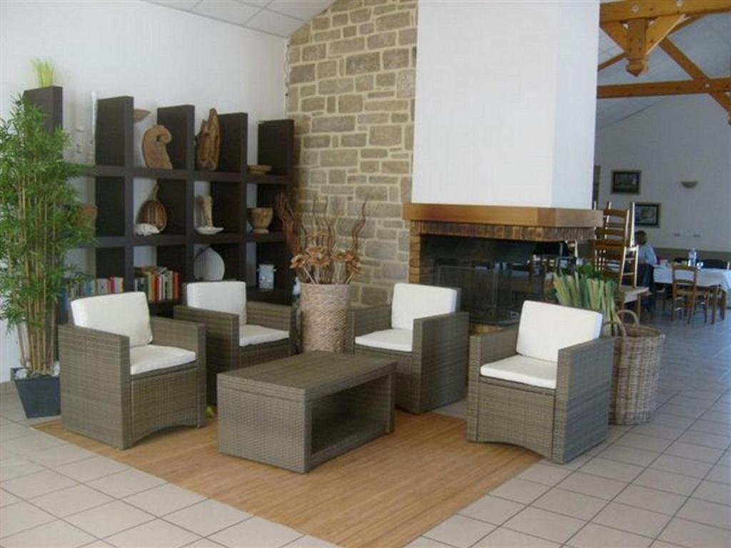 La Lande Du Moulin Hotel Sulniac Zewnętrze zdjęcie